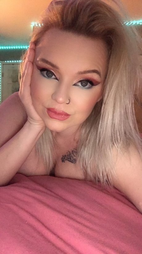 MssdanielsXX ホットなポルノスター ギャラリー