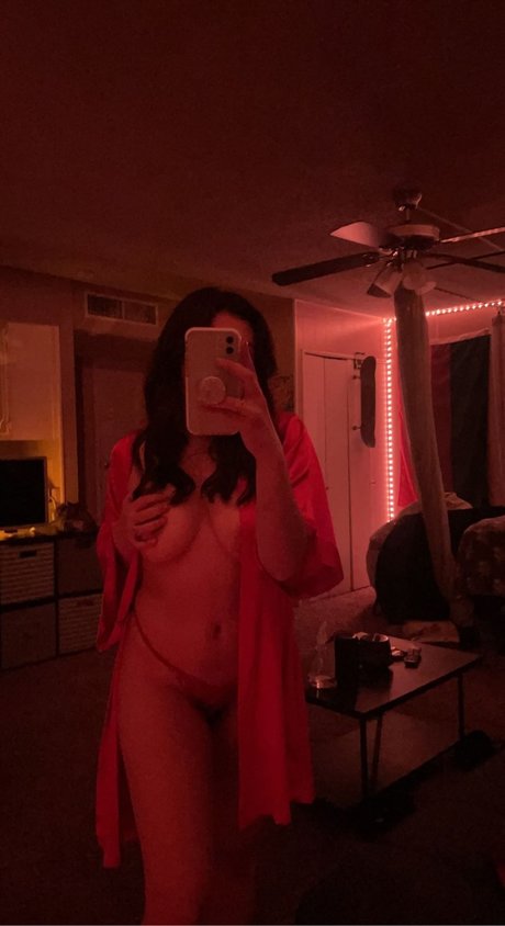 fckklunaa 美しいモデル 写真
