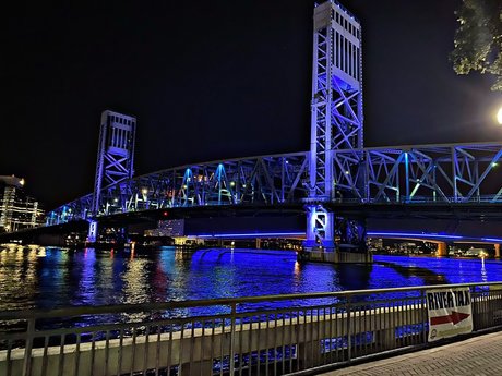 GQ afterhours アダルトモデル 写真