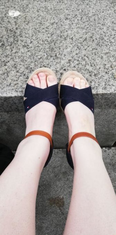 FeetSusi 美しいスター 写真