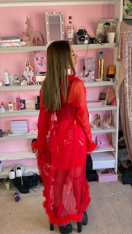Goddess Alexis 無料女優 写真