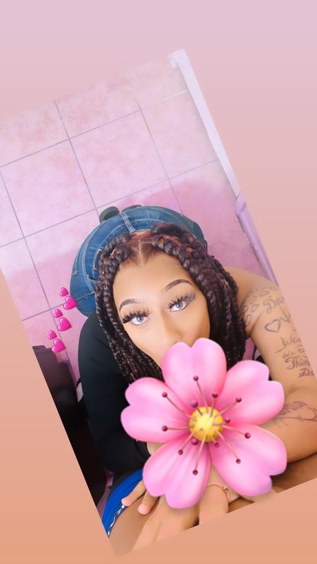 NaturalBaddie ポルノスター アダルト 写真