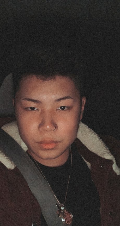 Nathan Bounsiri ヌード女優 写真