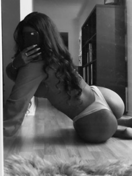 Scarlett Black セクシーなスター 写真