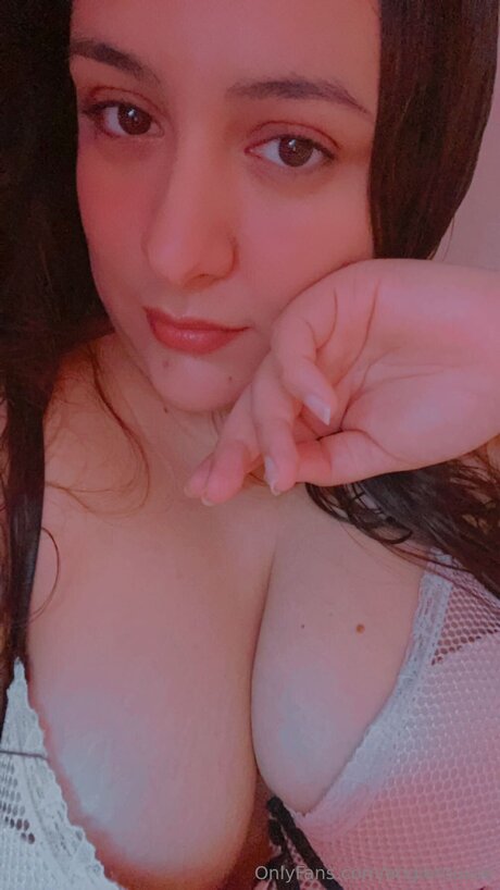 Angie Rousse 美しいモデル 写真