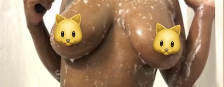 Tharealneisha アートモデル 写真