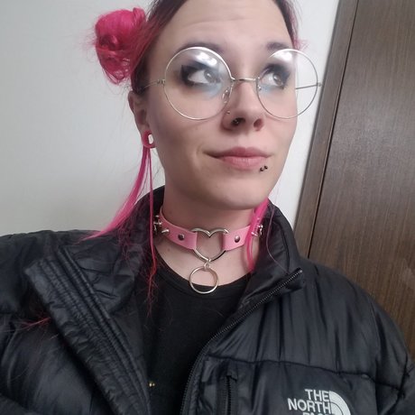 cupcakebbygrl 裸のモデル 写真