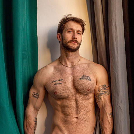 Nicholas Ryder アートモデル 画像