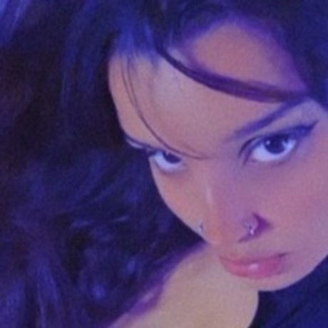 Danny Amador Mari ポルノモデル 写真