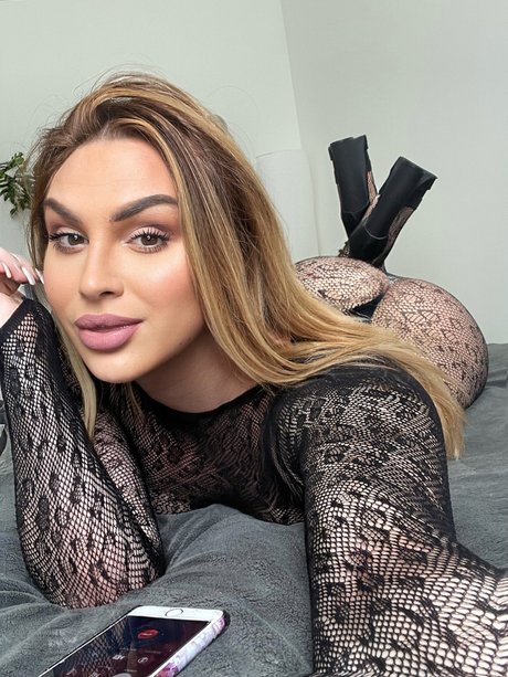 Aisha Moon 高品質のスター 写真