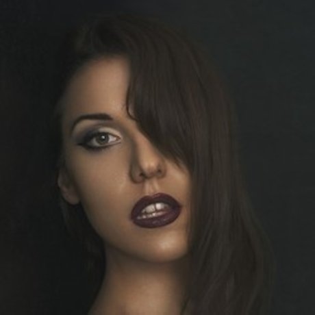 Nikki Vidic 限定モデル 写真