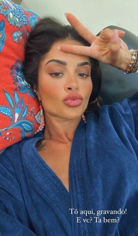 Aline Riscado ホットなポルノスター 画像