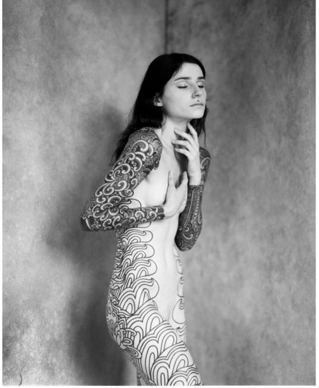Noemie Doragon 高品質モデル 写真