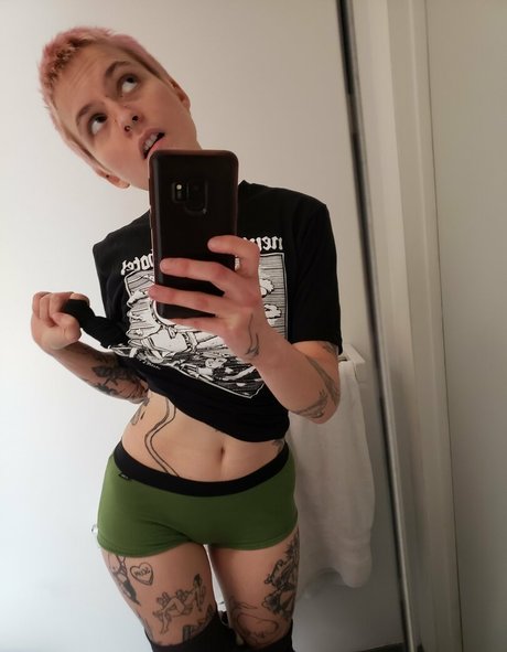 molotovcocktease セックスモデル 写真