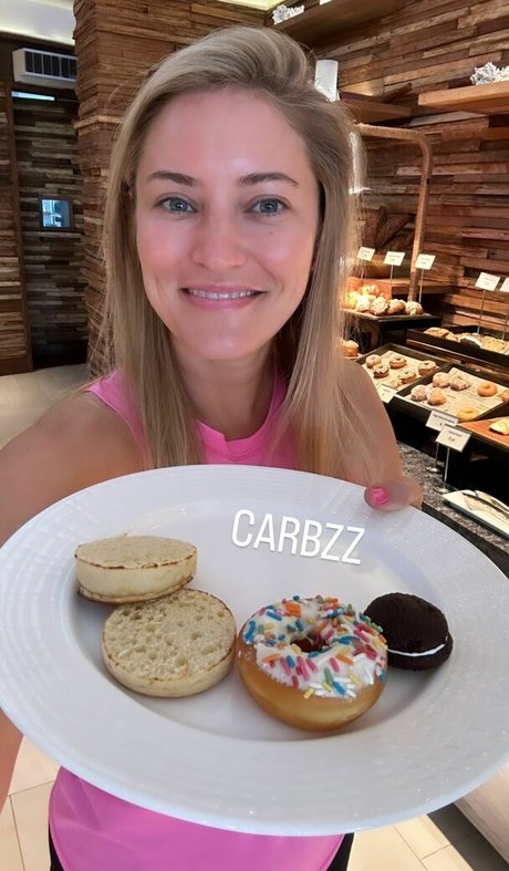 iJustine 完璧なモデル 写真