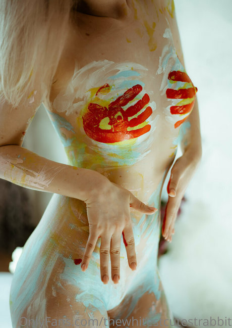 whiterrabbit ポルノスター セクシー 写真