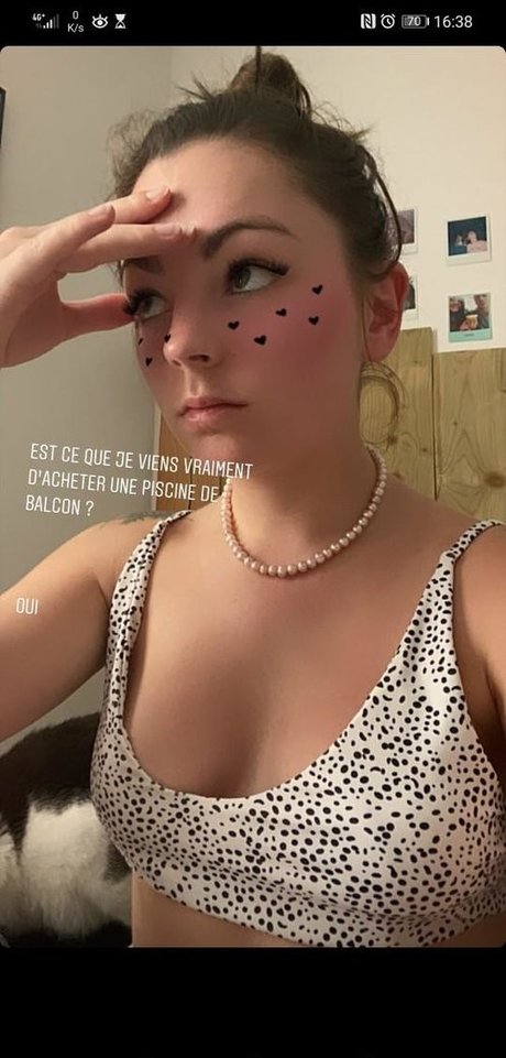 Roxane ASMR 美しい女優 画像