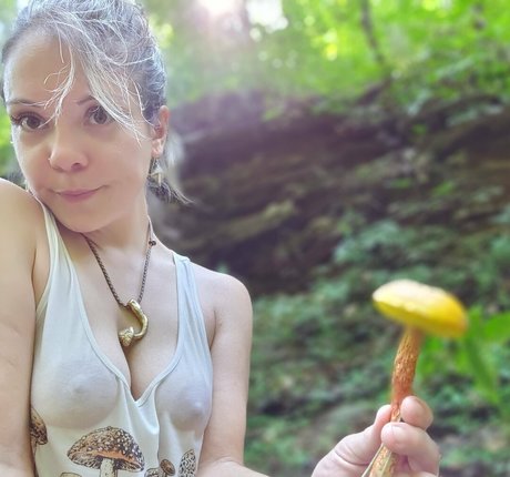 freesexypsychedelic トップ女優 写真