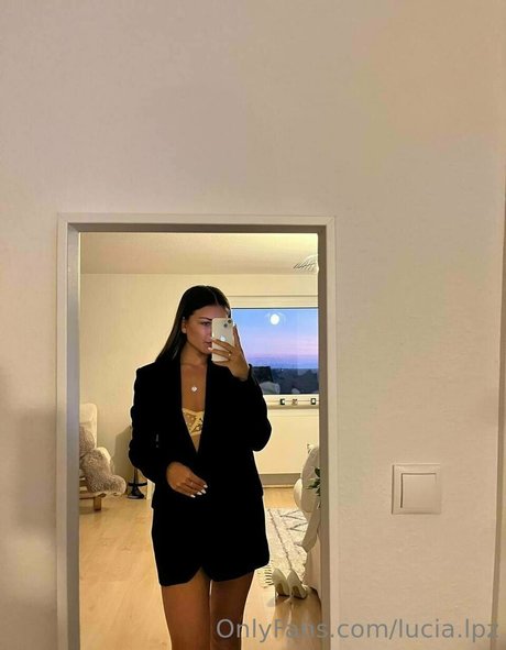 lucia lpz 裸の女優 写真