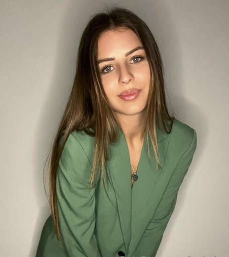 lucia lpz ホットなモデル 写真
