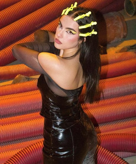 Marta Sango 裸のモデル 写真