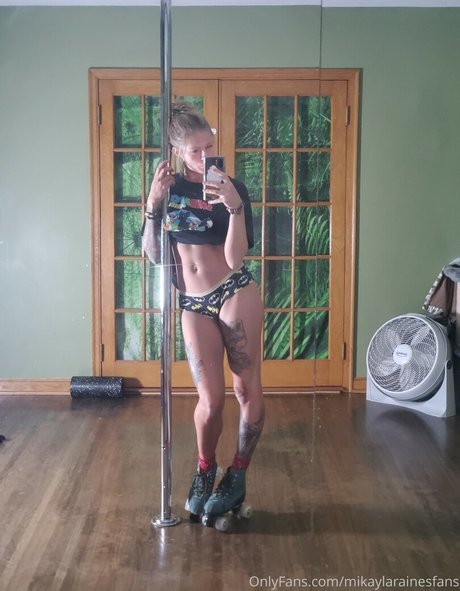 Mikayla Raines ポルノスター ヌード 写真
