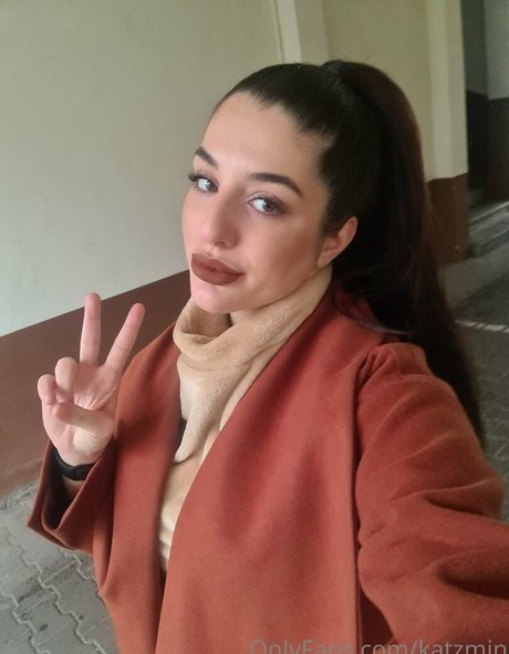 katzmin セクシーなスター 写真