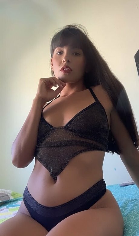 emilymoonroe アダルトスター 写真