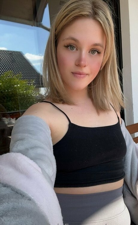 cupcaxfree 裸の女優 画像