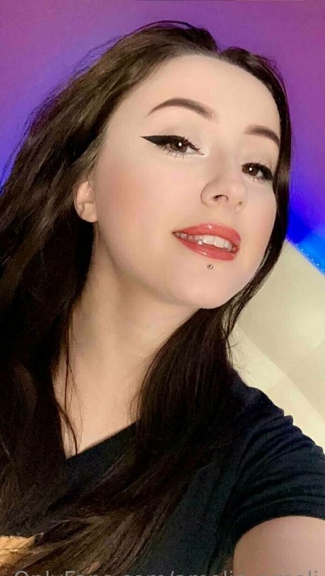 amelia ameli 完璧なスター ギャラリー