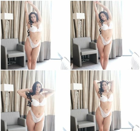 freetittygoddess ポルノ女優 写真