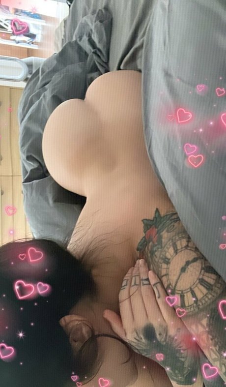 Heidikinnns ポルノスター セックス 写真