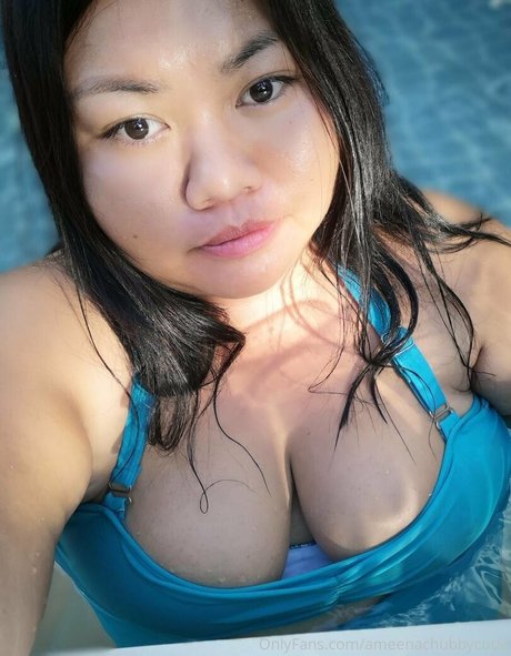 ameenachubbycutie 美しいスター 写真
