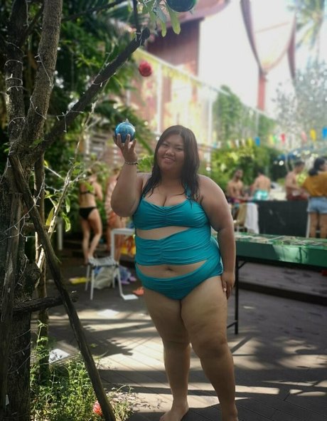 ameenachubbycutie ポルノスター 美しい 写真