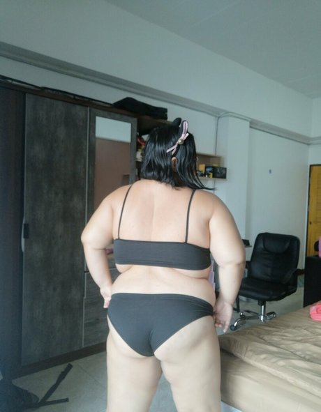 ameenachubbycutie 無料のポルノスター 画像