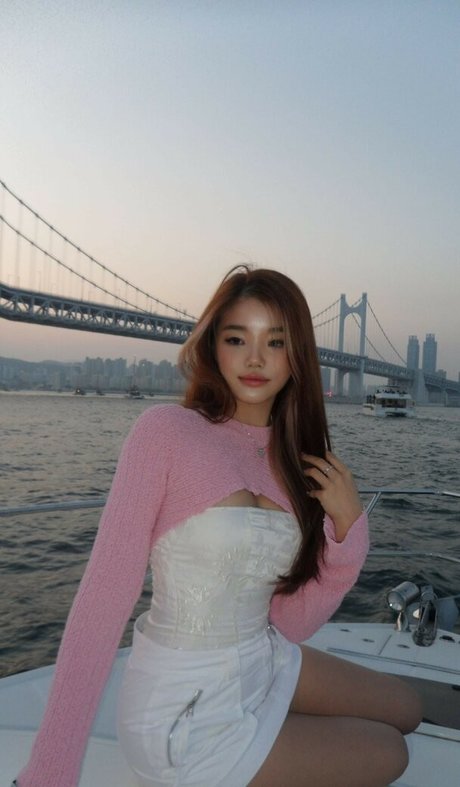 Annxhy 女優 画像