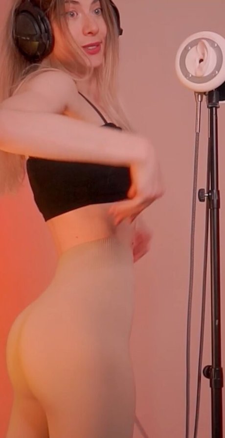 ASMR Onuri xxxポルノスター 写真