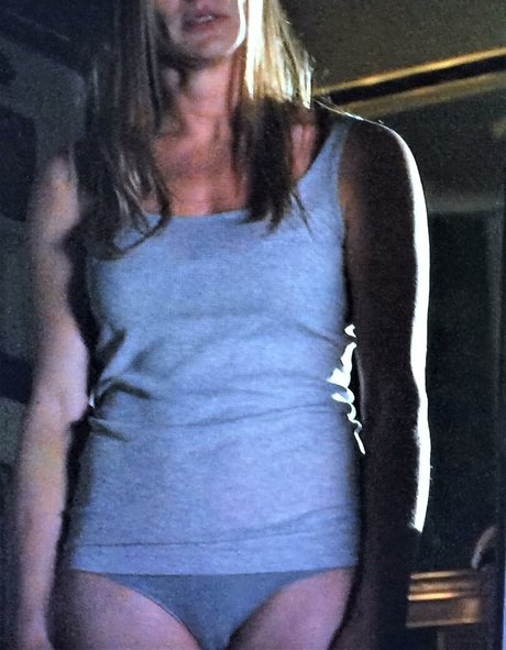 Katee Sackhoff 裸のスター 画像