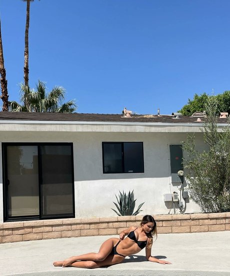 Kiana Stadler トップポルノスター 画像