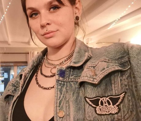 Stephanie Jayne アダルト女優 写真