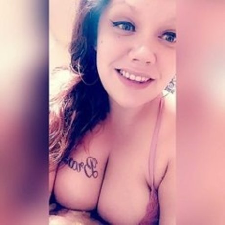 Nola Staxx エロティック女優 ギャラリー