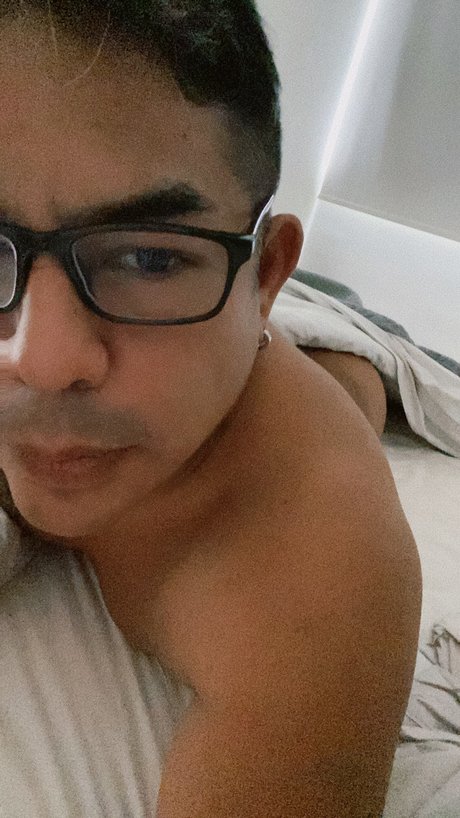 Adriano0001 アダルトスター 写真