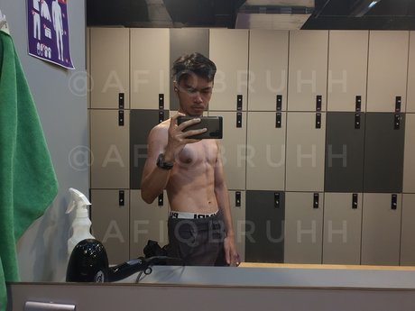 AfiqBruhh ポルノスター 可愛い 写真