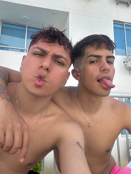 Juan y Gabriel xxxポルノスター 画像
