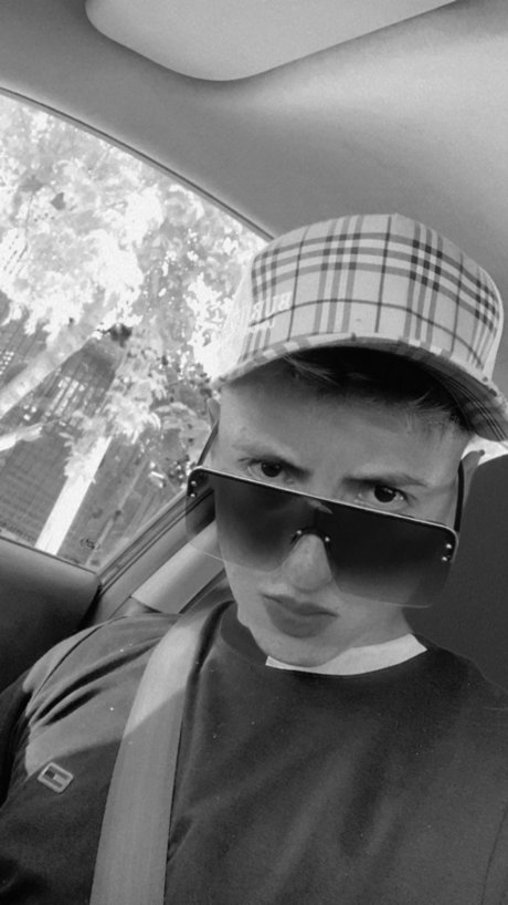 Esteban Santos 裸のポルノスター 写真