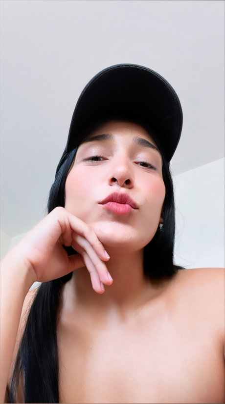 Paola Torres HDスター 画像