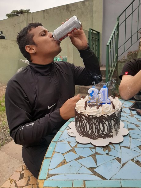 Alberth uzcategui ホットモデル 画像