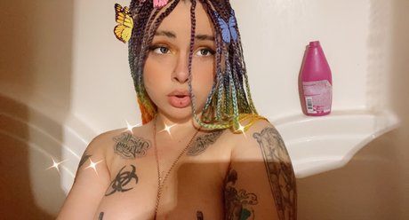 Lissette 裸モデル 写真