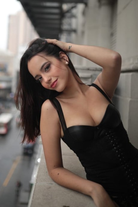 Paula Serrano セックス女優 写真