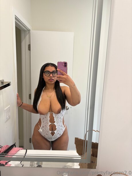 PrettyFaceSzn Naomi Nash トップモデル ギャラリー